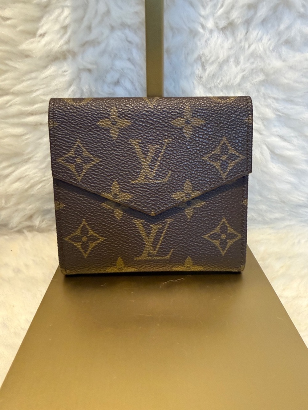 Louis Vuitton Monogram Envelope Wallet - Brown/Gold Elise Tri-fold